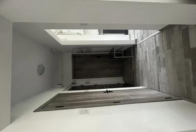 Apartament cu 3 camere decomandat în Central - 8