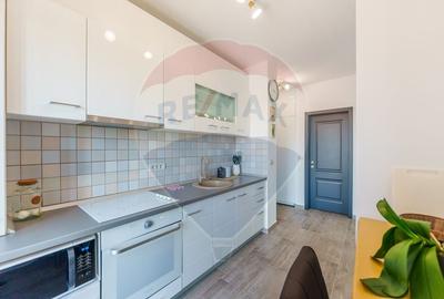 Apartament cu 3 camere decomandat, mobilat în UTA - 3