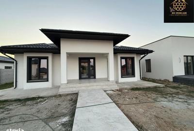 Casă cu 4 camere în Făcăi - 1