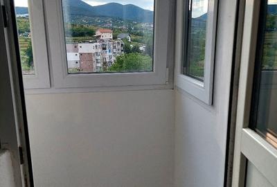 Apartament cu 2 camere decomandat în Exterior Vest - 1
