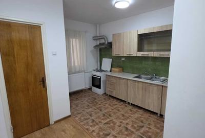 Apartament cu 3 camere decomandat în Pantelimon