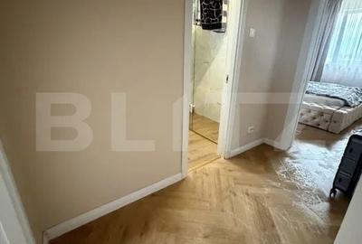 Apartament cu 3 camere decomandat în Sud