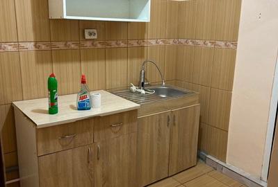 Garsonieră semidecomandată în Central - 1