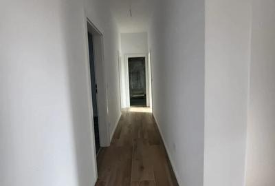 Casă cu 4 camere cu Teren 390 Mp în Nord - 2