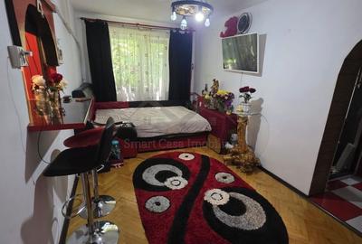 Apartament cu 2 camere semidecomandat în Podu Roș