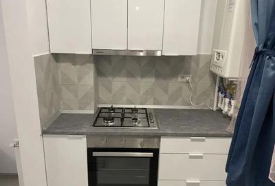 Apartament cu 2 camere semidecomandat, mobilat în Militari