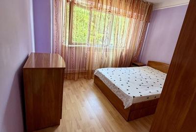 Apartament cu 2 camere decomandat în Radu Negru