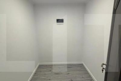 Casă cu 5 camere cu Teren 640 Mp în Livada - 2