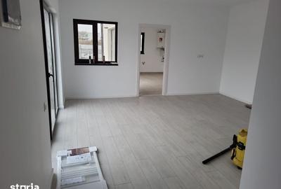 Casă cu 3 camere cu Teren 450 Mp în Central - 9