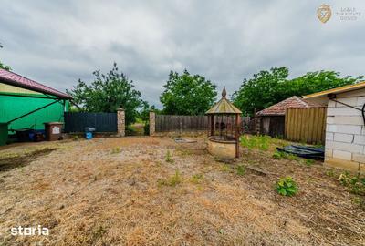 Casă cu 3 camere cu Teren 1786 Mp în Mașloc