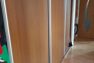 Apartament cu 3 camere semidecomandat, mobilat în Titan - 5