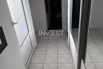 Apartament cu 3 camere decomandat în Baza 3