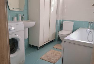 Apartament cu 2 camere semidecomandat în Lotrioara