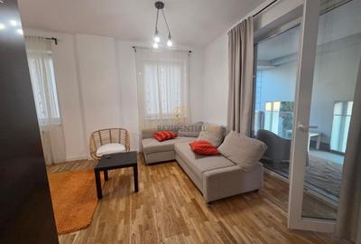 Apartament cu 2 camere decomandat în Parcul Carol