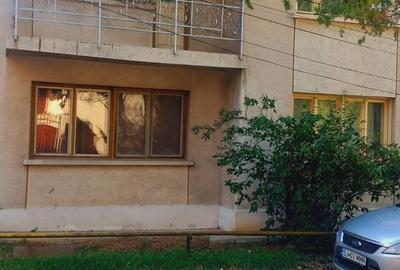 Casă cu 6 camere cu Teren 250 Mp în Central - 13