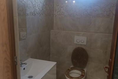 Casă cu 10 camere cu Teren 970 Mp în Calea București - 16