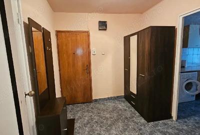 Garsonieră decomandată în Zamfirescu - 2