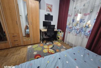 Apartament cu 3 camere în Gara de Nord