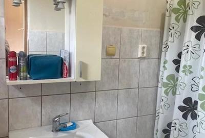 Casă cu Teren 930 Mp în Central