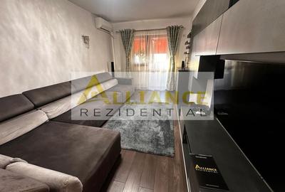 Apartament cu 3 camere decomandat în Metalurgiei