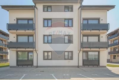 Apartament cu 3 camere decomandat, mobilat în Tractorul - 1