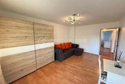Apartament cu 2 camere decomandat în Nicolina