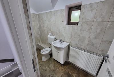 Casă cu 4 camere în Ultracentral