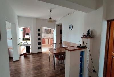 Apartament cu 4 camere decomandat, mobilat în Zorilor - 1