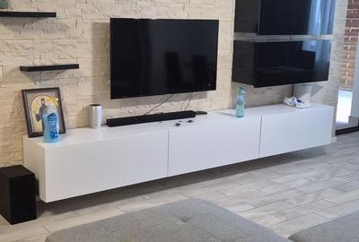 Apartament cu 3 camere decomandat în Exterior Vest - 1