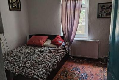 Casă cu 4 camere cu Teren 741 Mp în Podari - 8