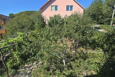 Casă cu 3 camere cu Teren 300 Mp în Central
