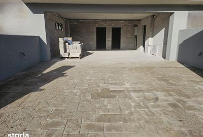 Casă cu 5 camere cu Teren 600 Mp în Ciurila