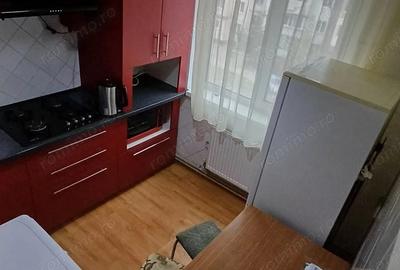 Apartament cu 2 camere decomandat în Eroii Revoluției