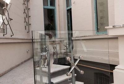Casă cu Teren 684.23 Mp în Central