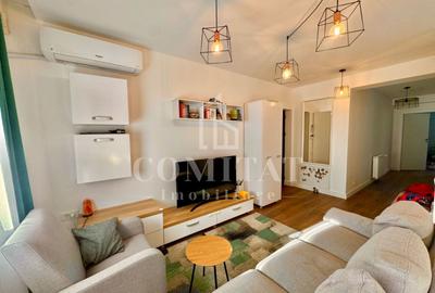 Apartament cu 2 camere semidecomandat, mobilat în Florești