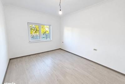 Casă cu 4 camere în Moșnița Veche