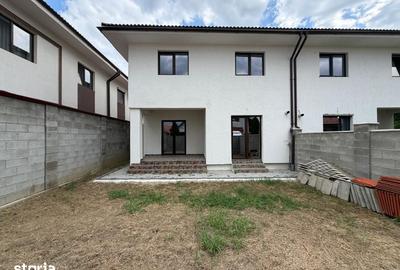 Casă cu 4 camere cu Teren 253 Mp în Central