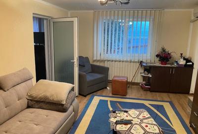 Casă cu 4 camere cu Teren 400 Mp în Central