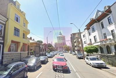 Apartament cu 2 camere decomandat în Foișorul de Foc