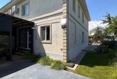 Casă cu 5 camere cu Teren 250 Mp în Central