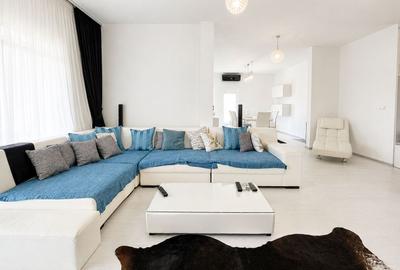 Apartament cu 3 camere decomandat, mobilat în Lipovei