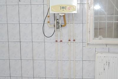 Apartament cu 4 camere decomandat în Olteniței - 3