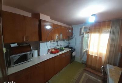 Apartament cu 4 camere în Central
