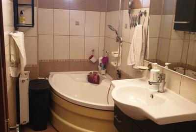 Apartament cu 3 camere decomandat în Cantacuzino - 6