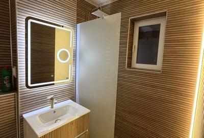 Apartament cu 2 camere decomandat în Exterior Vest