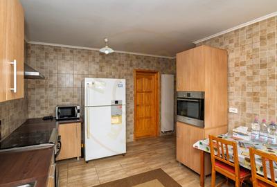 Casă individuală cu 3 camere cu Garaj în Corbi - 19