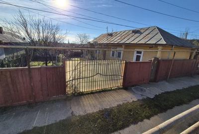 Casă cu 3 camere în Central