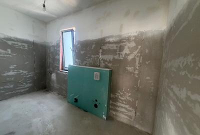 Casă individuală cu 4 camere cu Canalizare în Central - 15