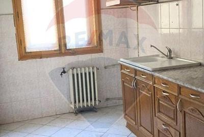 Apartament cu 3 camere în Central - 8