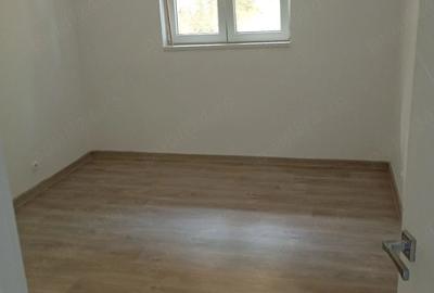 Casă cu 3 camere cu Teren 140 Mp în Exterior Vest - 2